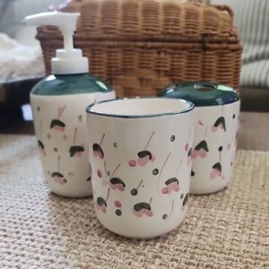 Vintage Darling Rose Bud Floral Shabby CottageToothbrush Soap Set Early 90s